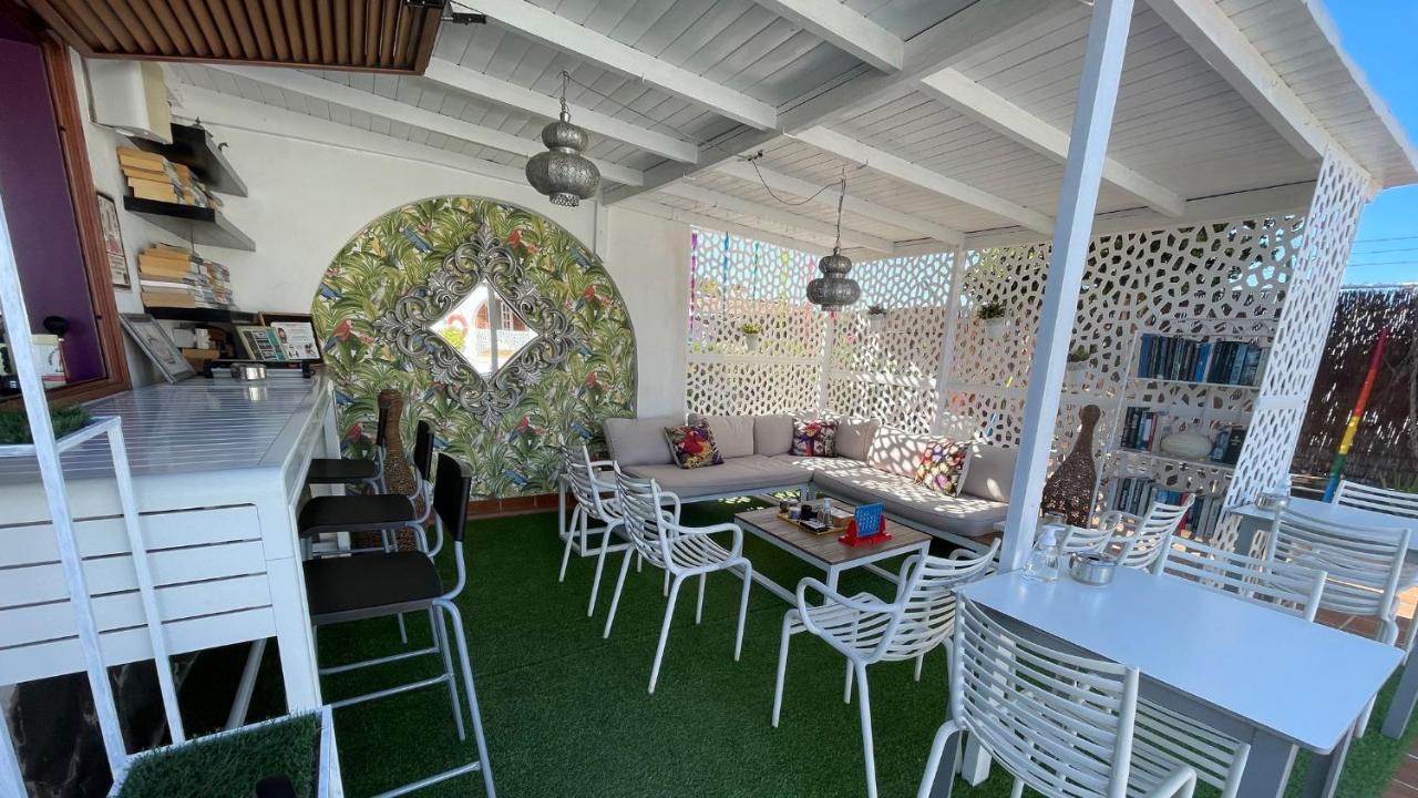 Rainbow Golf Bungalows, Gay Men-Only Resort Маспаломас Екстериор снимка