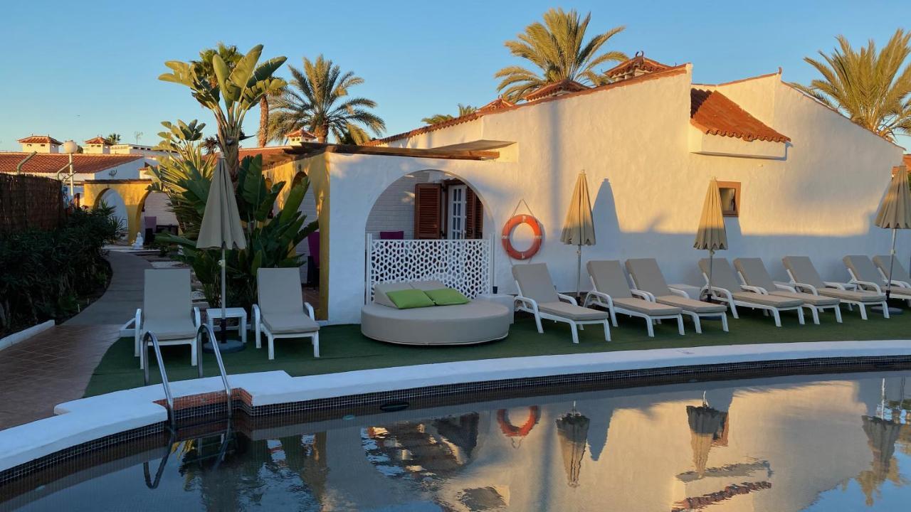 Rainbow Golf Bungalows, Gay Men-Only Resort Маспаломас Екстериор снимка