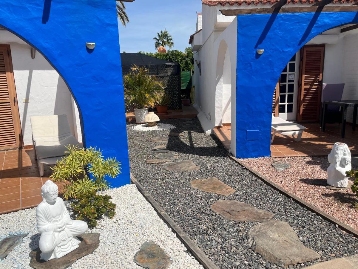 Rainbow Golf Bungalows, Gay Men-Only Resort Маспаломас Екстериор снимка